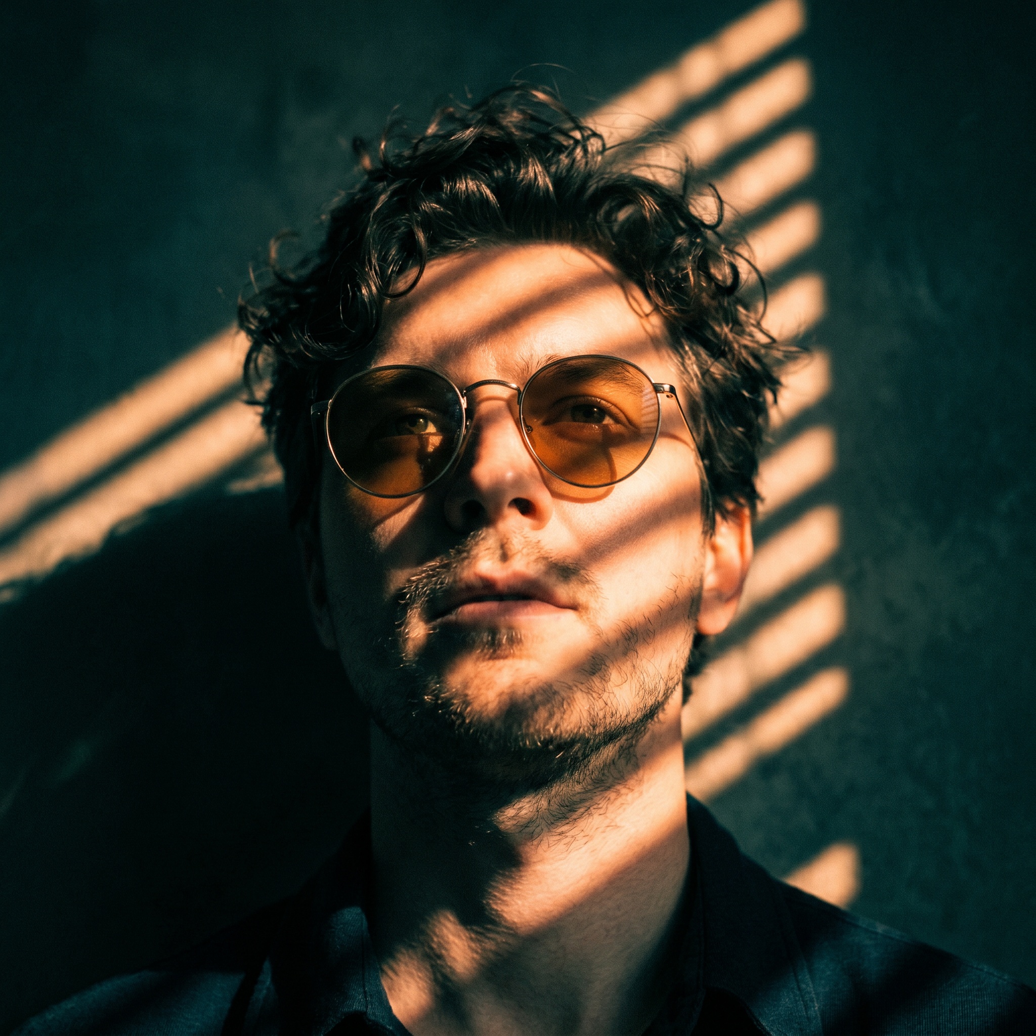 Портрет в стиле кинопленки с венецианскими тенями